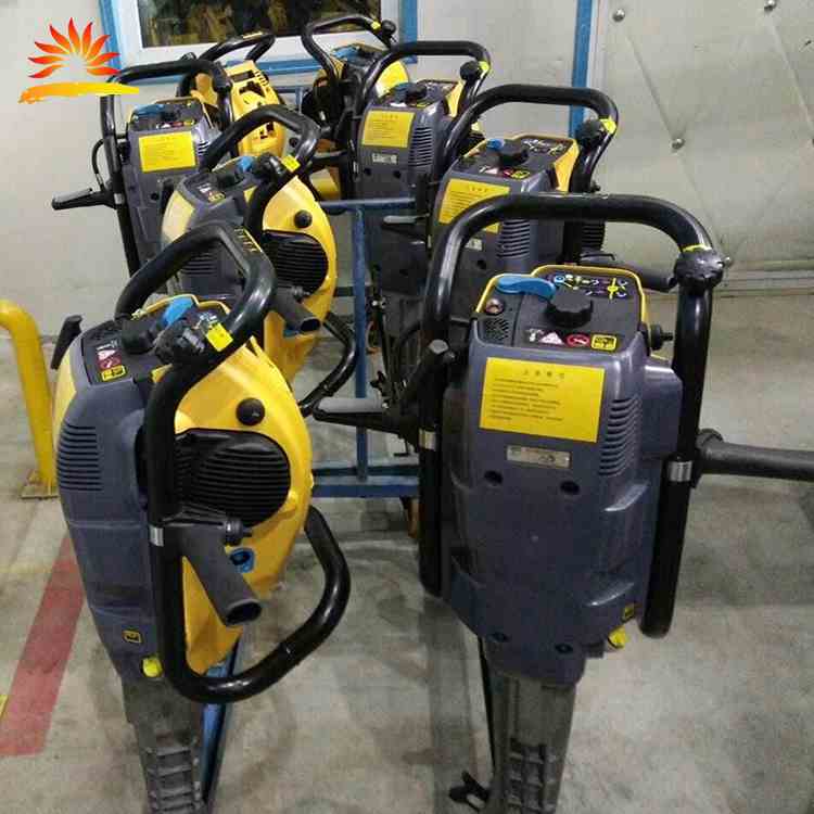 阿特拉斯科普柯（Atlas Copco）TT TTe眼镜蛇内燃破碎镐